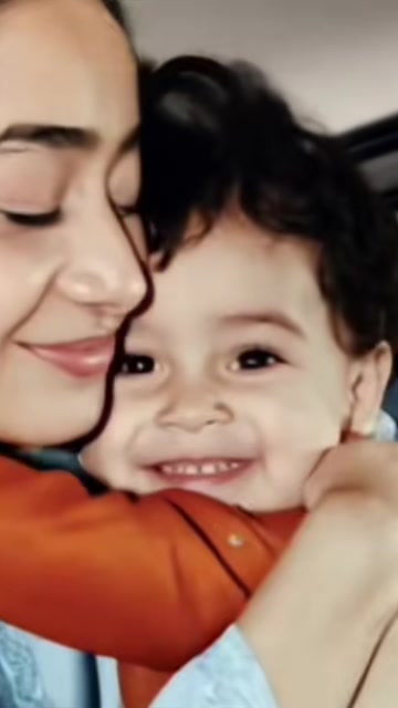 Hug Your Younger Self AI Trend
